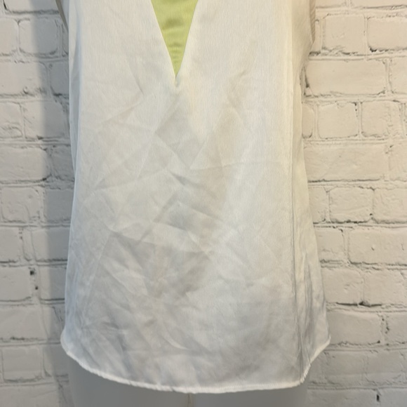 The Limited lightweight and cool satin like blouse - Picture 3 of 6